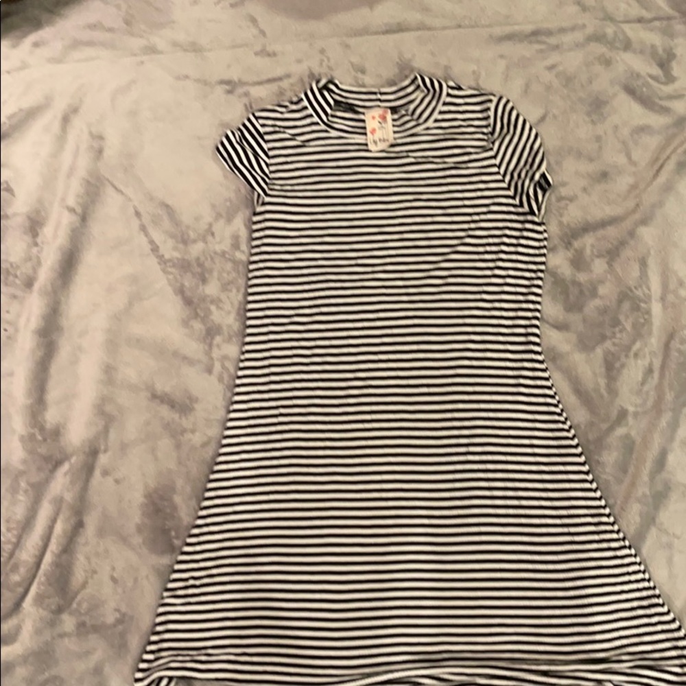 Striped girls black and white dress
